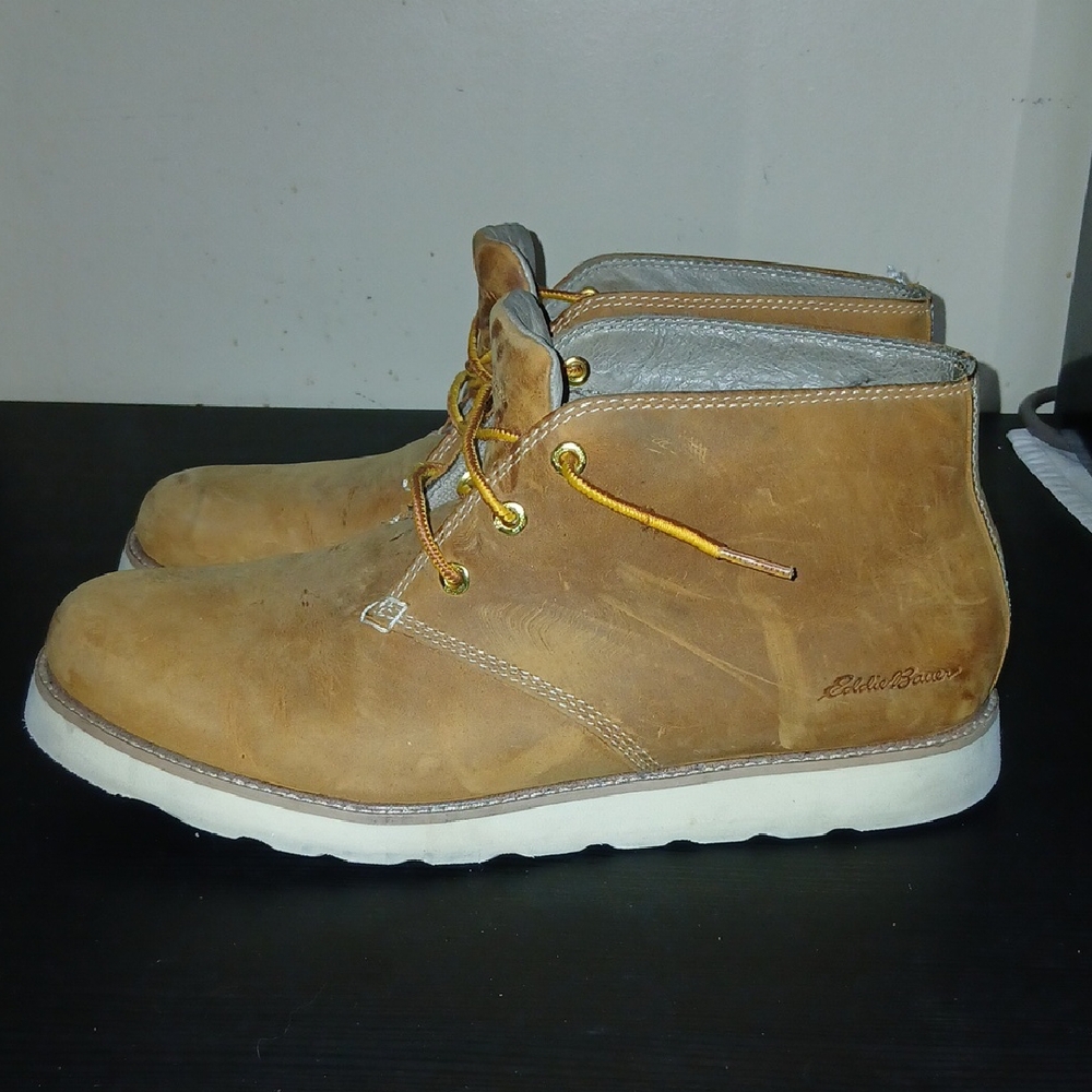 Eddie Bauer Men's Brown Chukka Boots Size 11.5M Nubuck Leather Rubber Soles